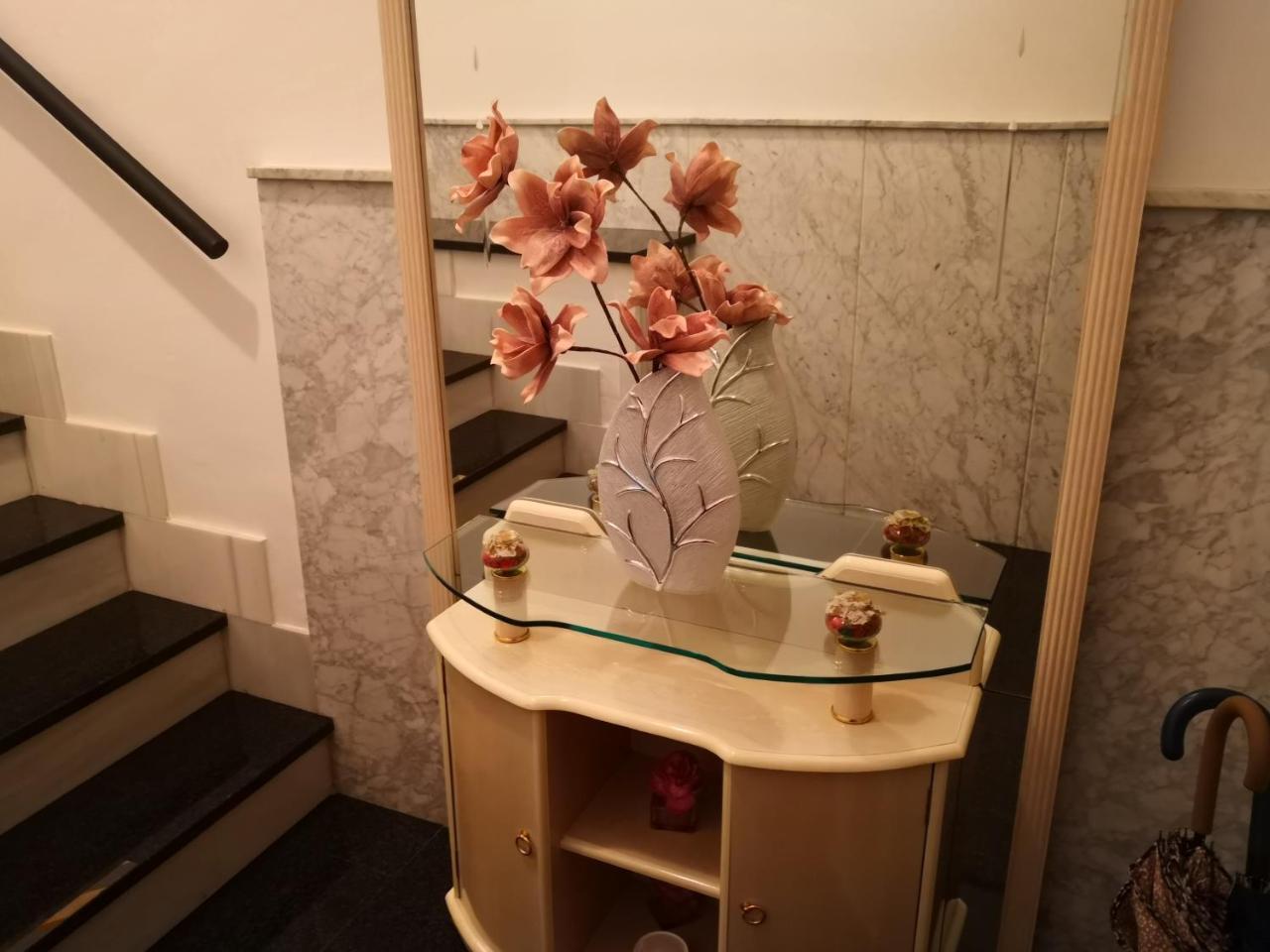 Sanvar Appartamento Almagro Esterno foto